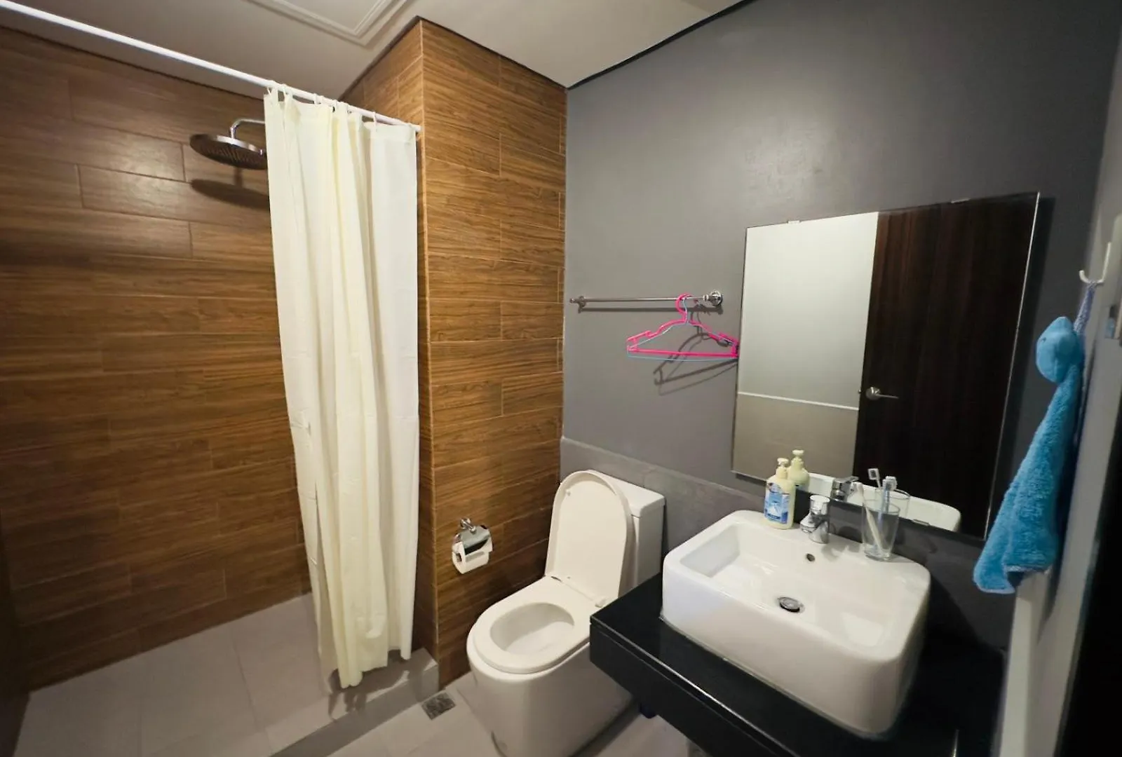 Apartment 1 Bedroom Staycation Manila